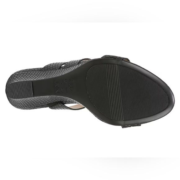 NWT: Naturalizer Breona Black - Picture 6 of 8
